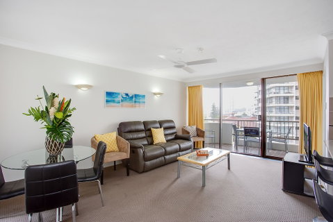 Pacific Resort Broadbeach - Accommodation Adelaide 5