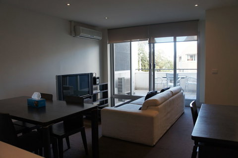 Summer Inn Holiday Apartments - Accommodation Adelaide 4