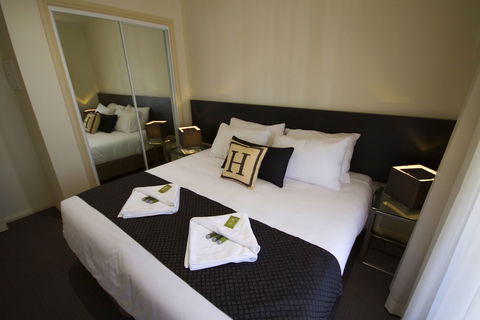 H Boutique Hotel - Accommodation Adelaide 6