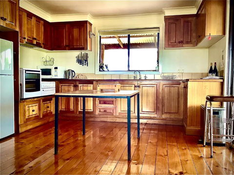 Gilgraves Vineyard Farmstay - Accommodation Adelaide 4