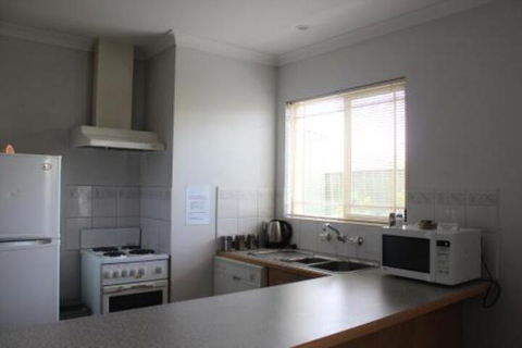 Golden Rivers Holiday Apartments - Accommodation Adelaide 3