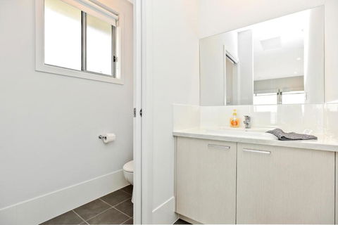 Avaya Sellicks Beachfront Getaway WiFi - Accommodation Adelaide 5