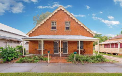 Eliza 1875 Red Brick Duplex Townhouse - Accommodation Adelaide 4