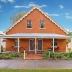 Eliza 1875 Red Brick Duplex Townhouse - Accommodation Adelaide 0