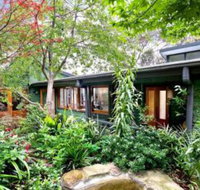 The Black Cockatoo Secret Garden Mountains Home - Accommodation Adelaide