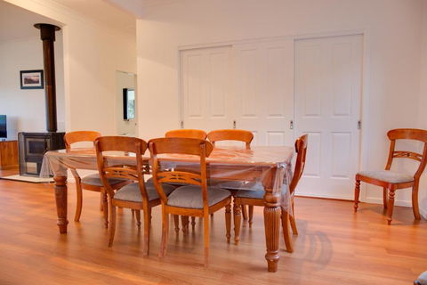 Sapphire Cottage - Accommodation Adelaide 1