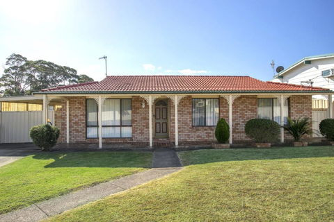 Powell 1A - Accommodation Adelaide 3