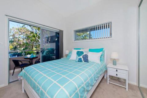 Suibhne Modern Unit Opposite River - Accommodation Adelaide 0