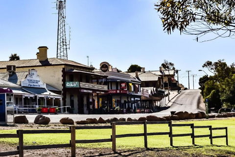 Commercial Hotel Morgan - Accommodation Adelaide 5