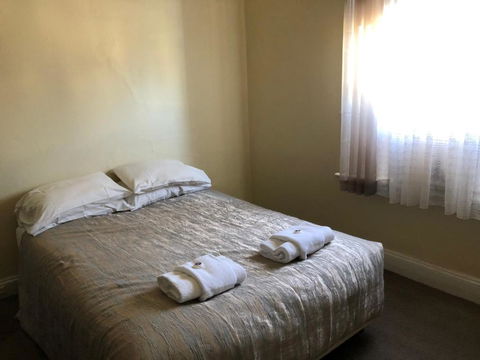 Commercial Hotel Morgan - Accommodation Adelaide 6