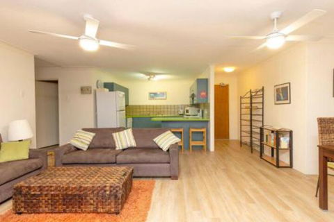 Apartment With Inground Pool - Accommodation Adelaide 0