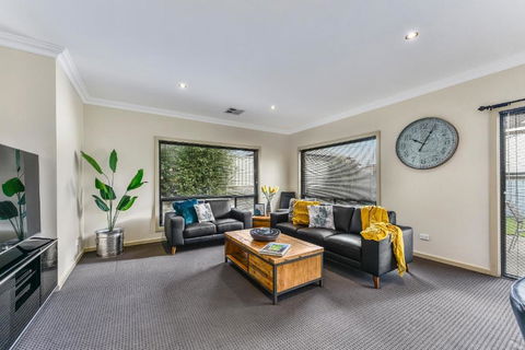 Accommodation On Lansell 2 - Accommodation Adelaide 3
