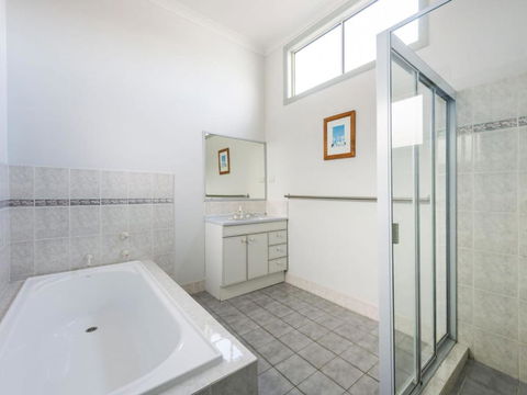 Clifton On Charles - Accommodation Adelaide 2