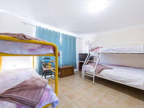 Unit 4 Orana - Accommodation Adelaide 4