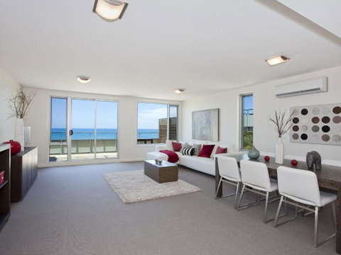 POINT GREY APARTMENT 14 The Point - Accommodation Adelaide 4