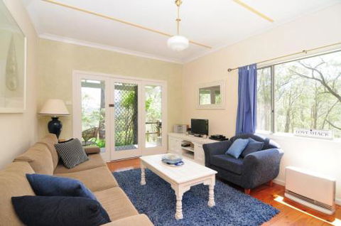 Love Shack 1 Bedroom Cosy Cottage! - Accommodation Adelaide 5
