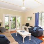 Love Shack 1 Bedroom Cosy Cottage! - Accommodation Adelaide 0