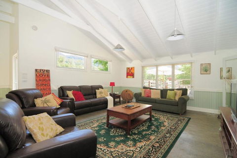 Spring Grove Dairy Picturesque Views! - Accommodation Adelaide 3