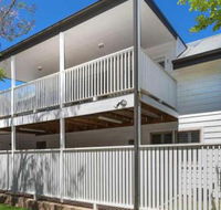 Blake Loft on Manning 500 metres to two beaches - Accommodation Adelaide