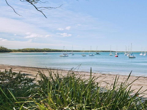 Crystal Blue Views Across The Bay - Accommodation Adelaide 7