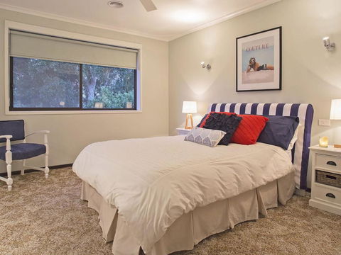 ROANJOKA DROMANA.... - Accommodation Adelaide 6