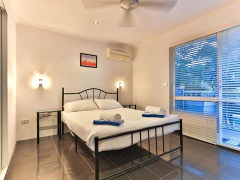 RED COWRIE 321atPALM COVE - Accommodation Adelaide 1