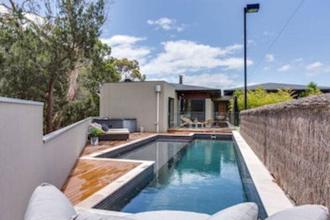 Kalina Retreat Tennis & Pool - Accommodation Adelaide 0