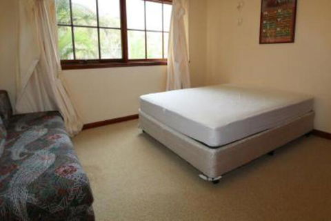 Amzaz 15 Korogora Street - Accommodation Adelaide 6