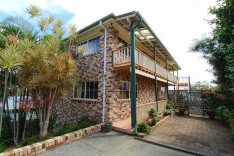 Amzaz 15 Korogora Street - Accommodation Adelaide 2