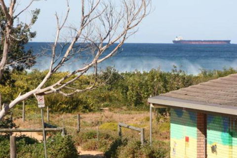 Seaview #2 2 / 171 Avoca Drive - Accommodation Adelaide 0