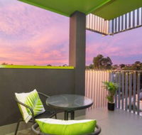 Canopy at 44 Minutes from the CBD Train  Cafes Wifi Nespresso Amenities - Accommodation Adelaide