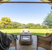 Jaspers Brush tranquil gardens  stunning views - Accommodation Adelaide
