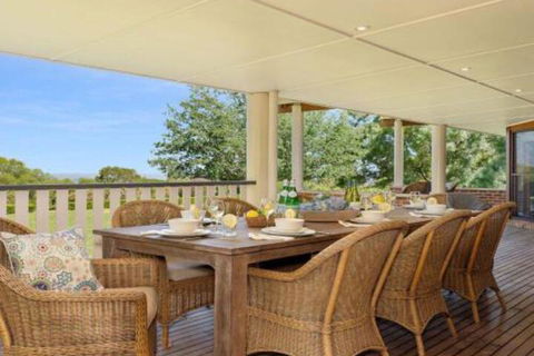 Jaspers Brush Tranquil Gardens & Stunning Views - Accommodation Adelaide 4