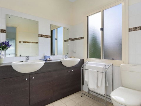 Carri Away 15 Solitude Drive - Accommodation Adelaide 1