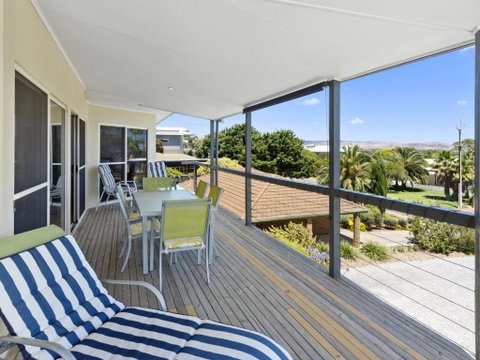 Carri Away 15 Solitude Drive - Accommodation Adelaide 3