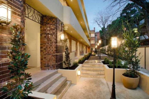 StayCentral On George - Accommodation Adelaide 6