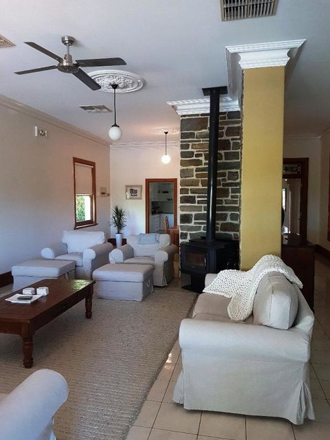 Barossa Valley View Guesthouse - Accommodation Adelaide 5