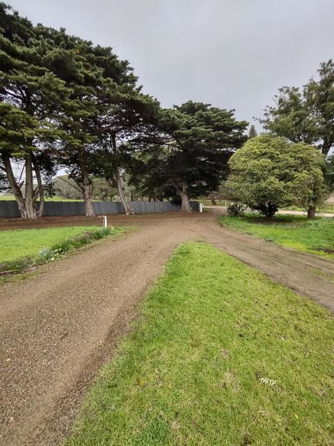 Pink Gums Farmstay - Accommodation Adelaide 3