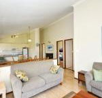 Pet Friendly on Pelican Close to Myall River - Accommodation Adelaide