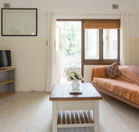 B6 Cafes  Restaurants close to UWA - Accommodation Adelaide