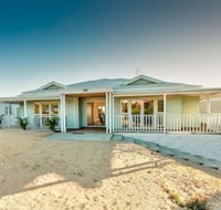 The Lookout - Accommodation Adelaide