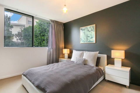 Spacious 2 Bedroom Apartment In Ascot With Large Private Garden - Accommodation Adelaide 4