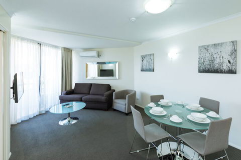 Airtrip Apartment On Edmonstone St - Accommodation Adelaide 7