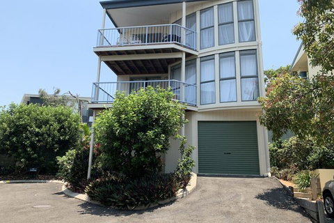 Stunning Beach Front Villa At Castaway Cove - Accommodation Adelaide 2