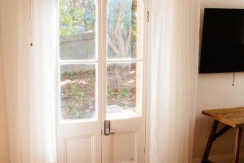 Flash Jacks Of Gundagai - Accommodation Adelaide 1