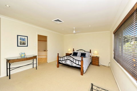 Marine Dr 2 / 70 Fingal Bay - Accommodation Adelaide 4