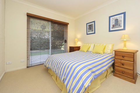 Marine Dr 2 / 70 Fingal Bay - Accommodation Adelaide 2