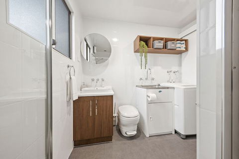 Boats And Bedzzz Houseboat Stays & Renmark River Villas - Accommodation Adelaide 2