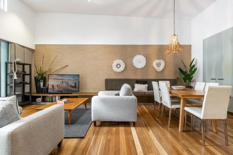 AquawatersatBelongil - Accommodation Adelaide 4