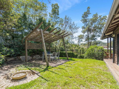 Avoca Beach Living 84 Avoca Drive Avoca Beach - Accommodation Adelaide 4